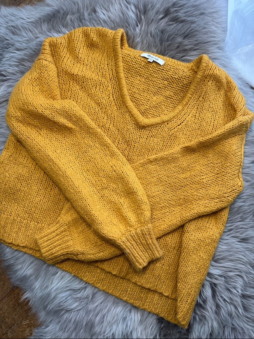 Madewell V-Neck alpaca wool mix sweater